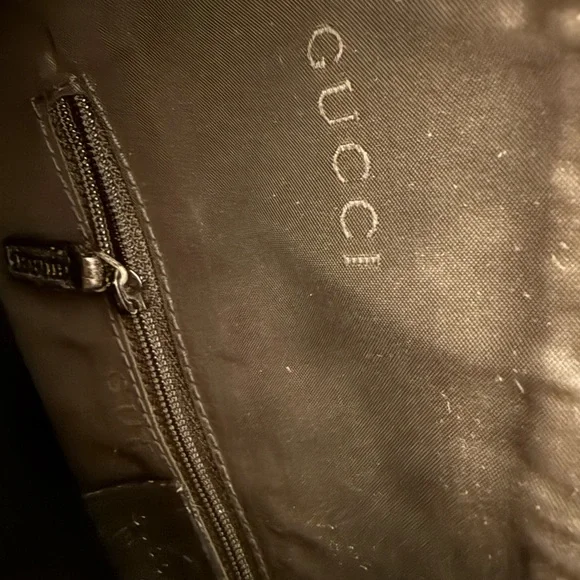 Gucci Black Patent Leather Shoulder Bag - Picture 10 of 10